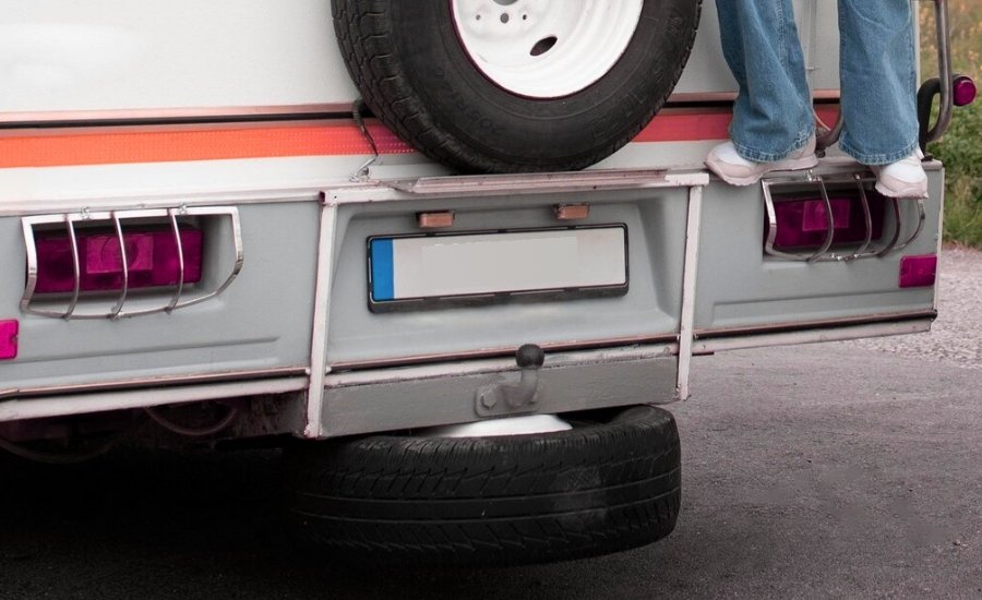 Key Benefits of RV Tire & Wheel Care