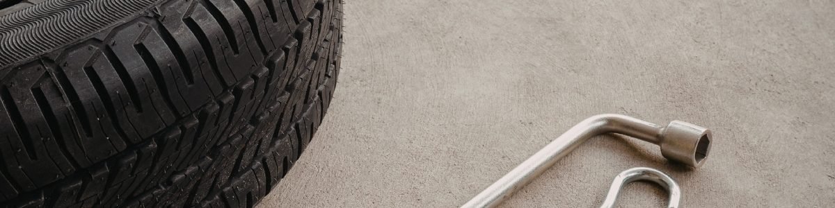 Roadside Emergencies What Every Driver Should Be Prepared For